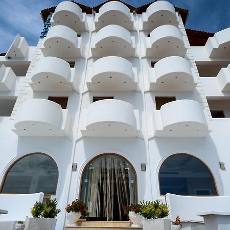 Paradise Lukova Hotel Εξωτερικό φωτογραφία