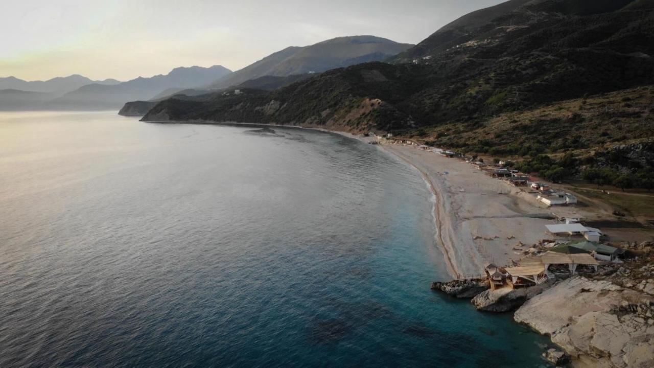 Paradise Lukova Hotel Εξωτερικό φωτογραφία