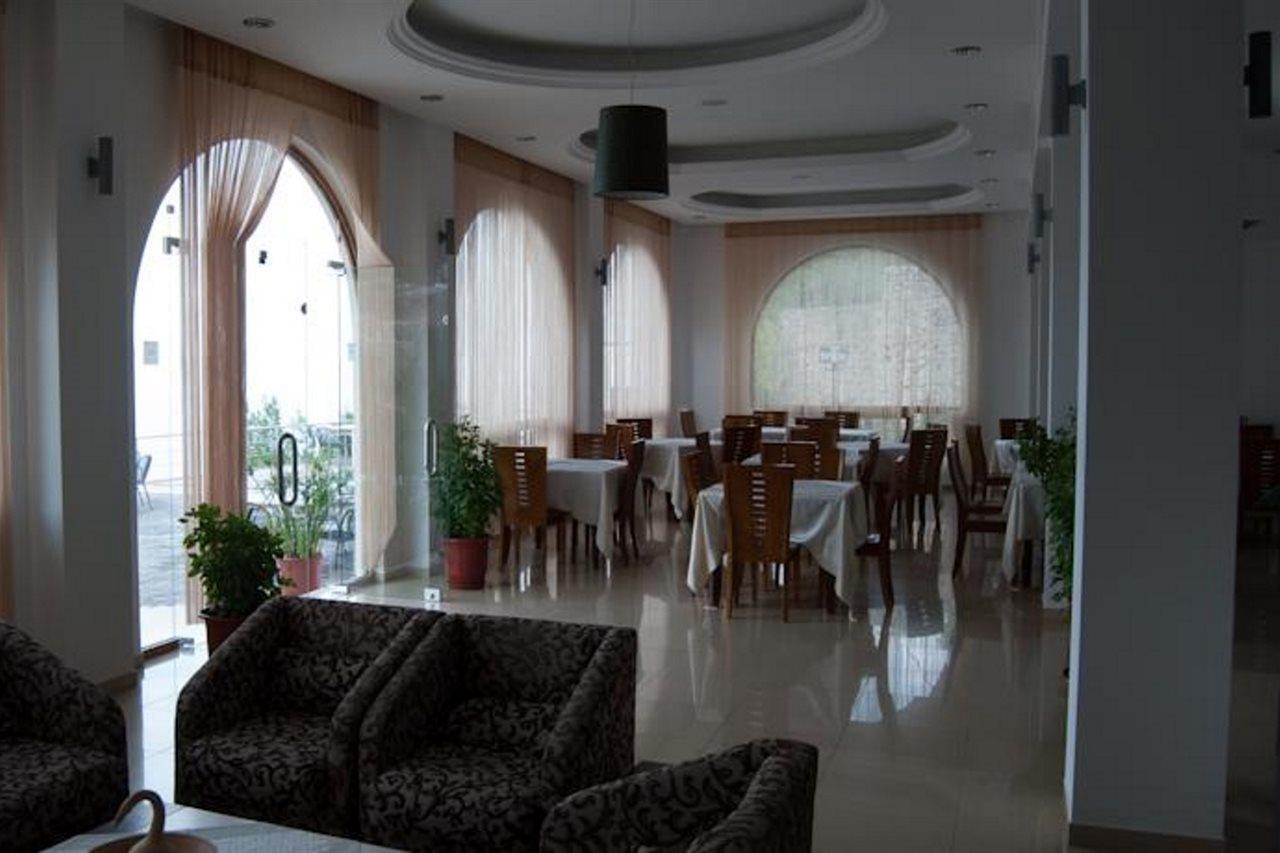 Paradise Lukova Hotel Εξωτερικό φωτογραφία