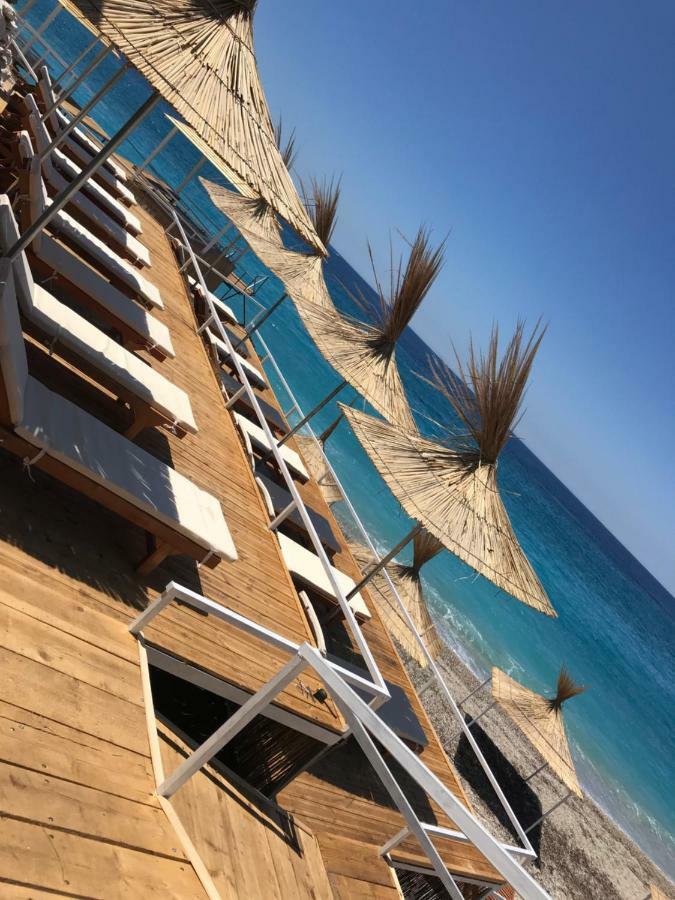 Paradise Lukova Hotel Εξωτερικό φωτογραφία